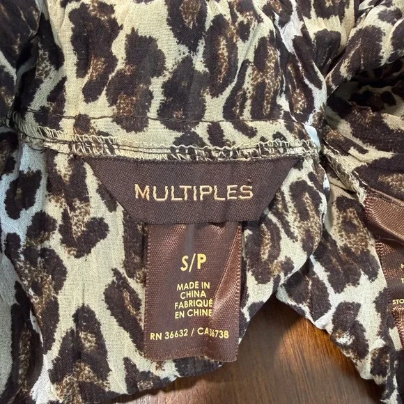 Multiples Women Leopard Print Button Up Shirt Size S Brown Sequin Pleated Blouse - Picture 6 of 9